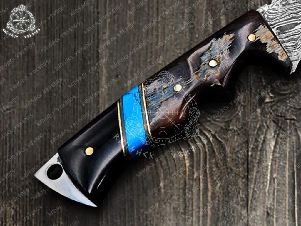 Damascus Gut Hook Hunting Knife — Hand-Forged, Buffalo Horn Handle, Leather Sheath
