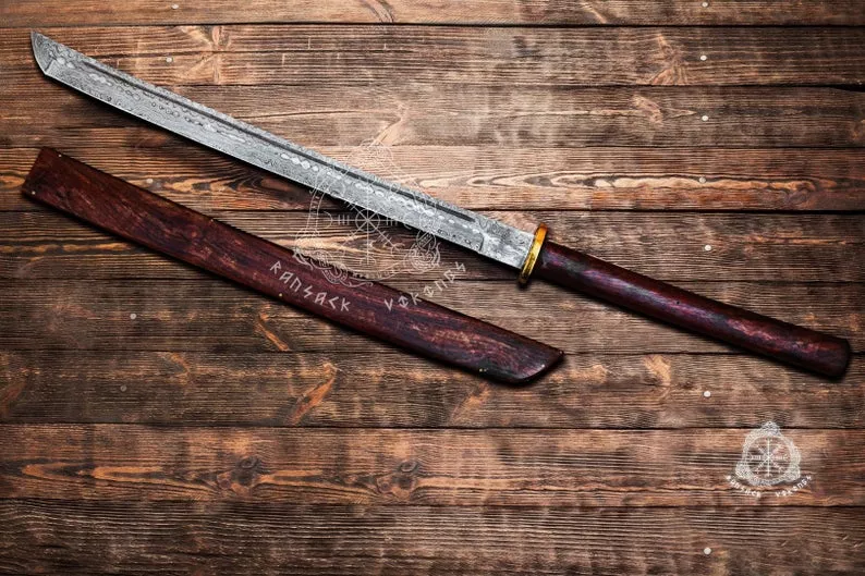 Dragon Katana Sword — Hand-Forged Damascus, Olive Wood Handle, Sheath Included