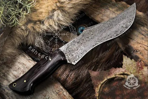 Damascus Gut Hook Hunting Knife — Hand-Forged, Wenge Wood Handle, Leather Sheath