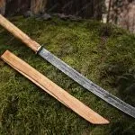 Dragon Katana Sword — Hand-Forged Damascus, Olive Wood Handle, Sheath Included — Pattern 2 (RK-345)