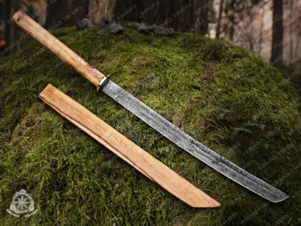 Dragon Katana Sword — Hand-Forged Damascus, Olive Wood Handle, Sheath Included (RK-345)