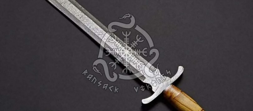Longsword, Hand-Forged Damascus, 25″ Overall, Olive Wood Handle, Sheath Included - view 2