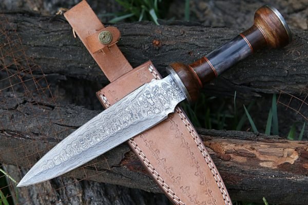 RK-474 Hand Made Damascus Steel Dagger Knife Sharp Knives Wood Bone Handle Beautiful Art Best Gift For Him and Her USA made