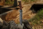 Damascus Camp Knife — Hand-Forged, Stag Horn Handle, Leather Sheath (RK-487) - Image 5