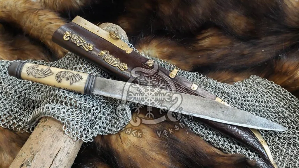 High-Carbon Viking Seax Knife — Hand-Forged, Camel Bone Handle | Engraving Available