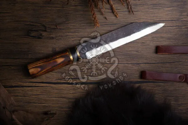 High-Carbon Viking Seax Knife — Hand-Forged, Pakka Wood Handle