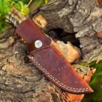 Damascus Hunting Knife — Hand-Forged, Ram Horn Handle, Leather Sheath - Image 4