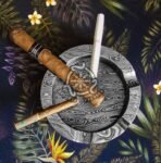 Handmade Damascus Steel Pipe & Ashtray Set | Brass Weed & Tobacco Pipe | Premium Smoking Tools & Ash Collector Accessories - Image 4