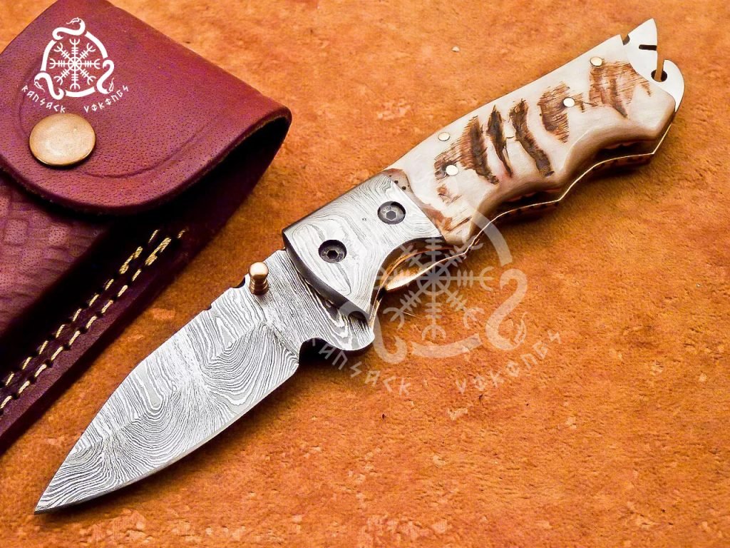 Damascus Folding Pocket Knife — Hand-Forged, Stag Horn Handle