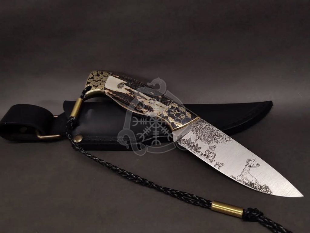 Damascus Hunting Knife — Hand-Forged, Stag Horn Handle, Leather Sheath | Engraving Available – Style 2 - view 2