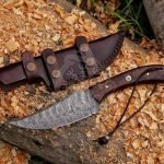 Damascus Skinner Knife — Hand-Forged, Stag Horn Handle, Leather Sheath – Style 3