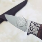 Damascus Hunting Knife — Hand-Forged, Rosewood Handle, Leather Sheath | Engraving Available – Style 3 - Image 4