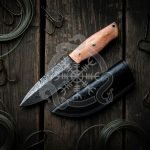 Damascus Hunting Knife — Hand-Forged, Camel Bone Handle, Leather Sheath