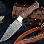 Damascus Hunting Knife — Hand-Forged, Stag Horn Handle, Leather Sheath – Style 2