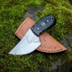 High-Carbon Skinner Knife — Hand-Forged, Micarta Handle, Leather Sheath
