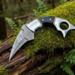 Damascus Karambit Knife — Hand-Forged, Ram Horn Handle, Leather Sheath | Engraving Available