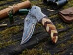Damascus Folding Pocket Knife — Hand-Forged, 7.5″ Overall, Ram Horn Handle | Engraving Available - view 4