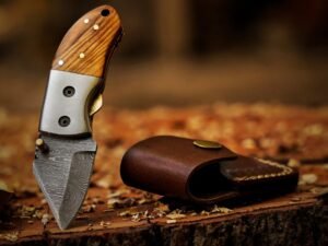Damascus Folding Pocket Knife, Hand-Forged, Olive Wood Handle, Leather Sheath