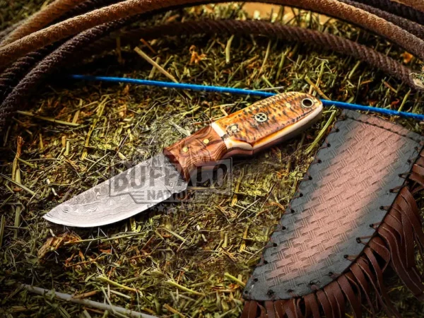 Clearance Sale-Lot Of 8 Damascus Steel Skinners