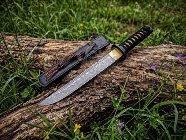 RK-1133 Handmade Damascus Steel Katana Style Knife – Ribbon Grip Handle, Leather Sheath, Camping & Hunting Gift for Him
