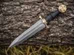Viking Axe — Hand-Forged Damascus, Wood Handle, Leather Blade Cover