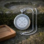 Wayrune Hand Made Silver Finish Vegvisir Pendant with Knotwork Border & 24 Inch Curb Chain | Norse Wayfinder Gift | RK-1784